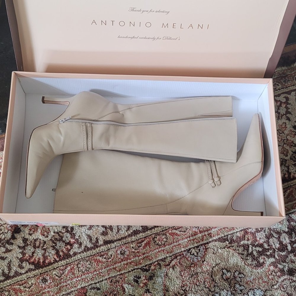 Antonio Melani Cream Pointed Toe Boot In Box
